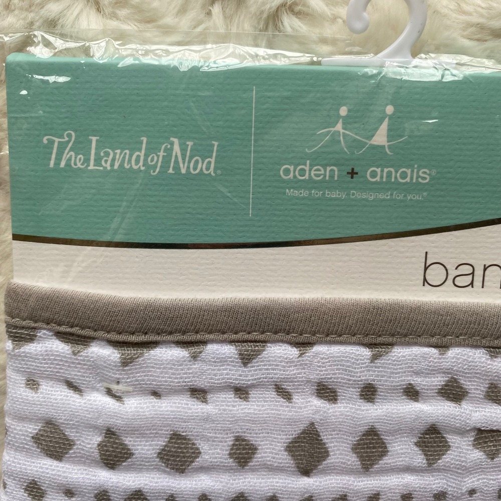 aden + anais Bandana Bib Baby Newborn White Grey‎ Geometric 100% Cotton Muslin - Picture 4 of 7
